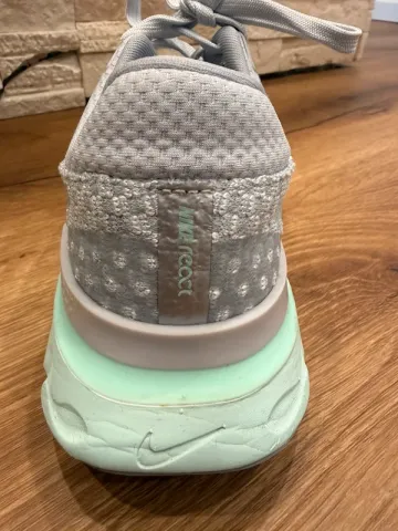 Used Nike React bike — image 6 of 7