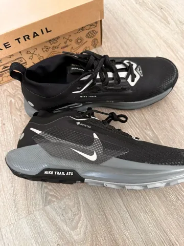 Used La Sportiva Pegasus Trail 5 GTX bike — image 1 of 12
