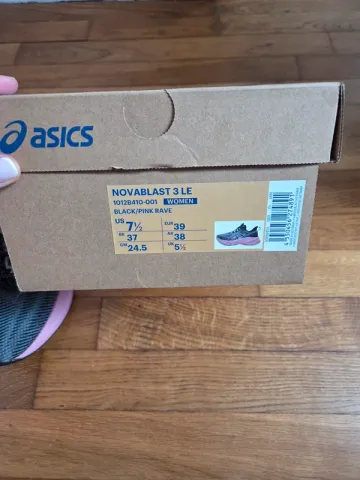 Used Asics Novablast 3 bike — image 8 of 8