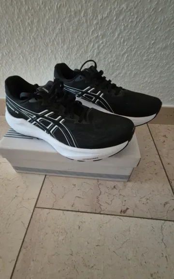 Used Asics GT-2000 Modell 14 bike — image 1 of 7