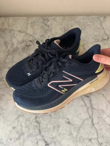 Used New Balance 860 bike — image 1 of 7