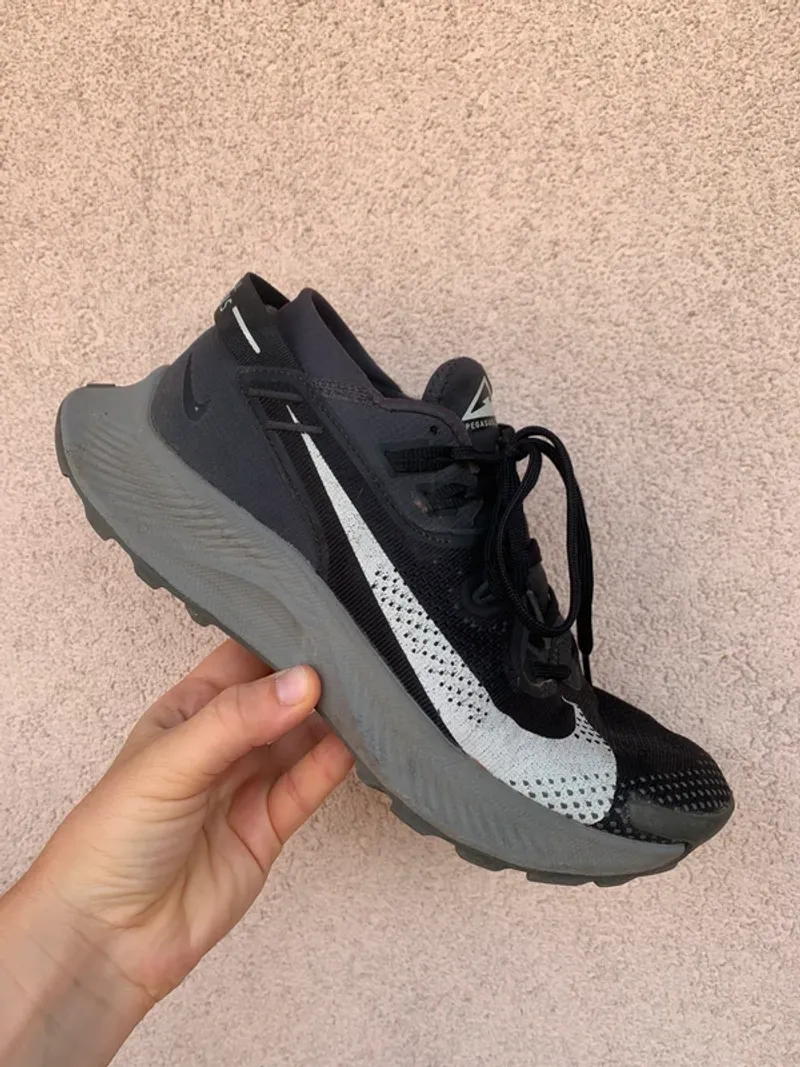 Used Nike Trail 1 Running Shoes