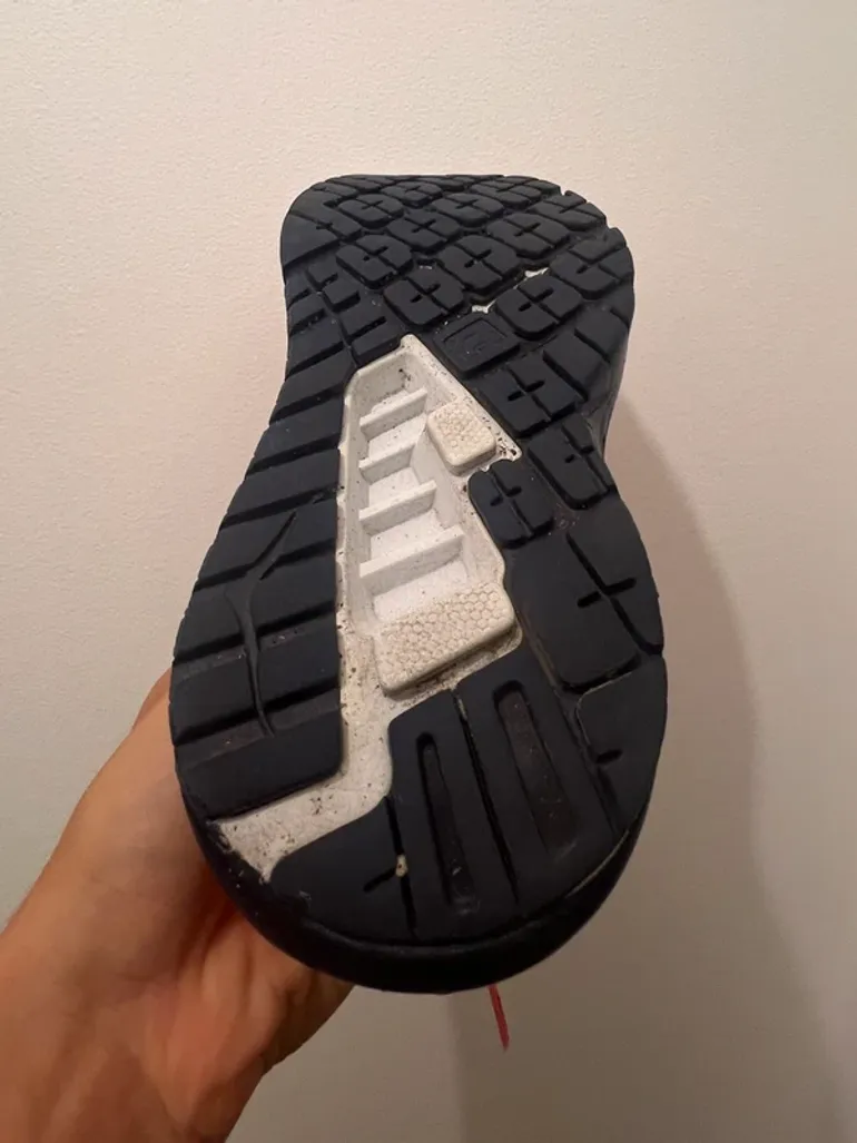 Used Hoka Clayton 2 bike — image 6 of 6