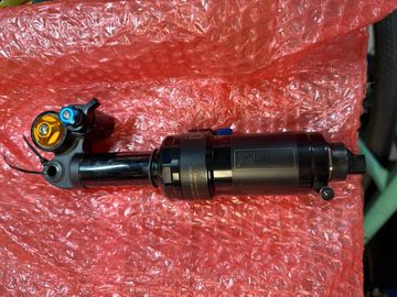 Used Öhlins STX22 2017 bike — image 4 of 11