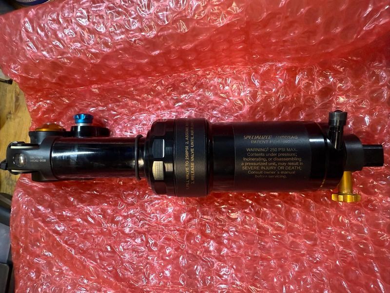 Used Öhlins STX22 2017 bike — image 7 of 11