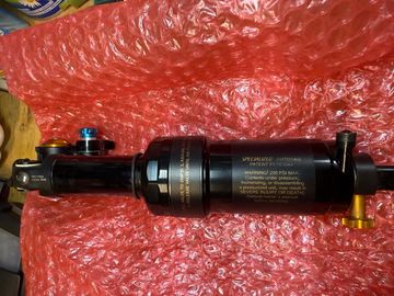 Used Öhlins STX22 2017 bike — image 8 of 11