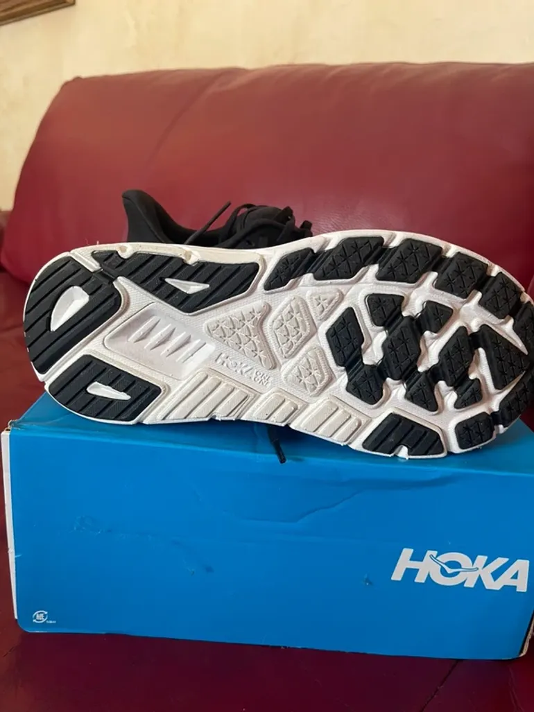 Used Hoka Arahi 7 Wide bike — image 4 of 4