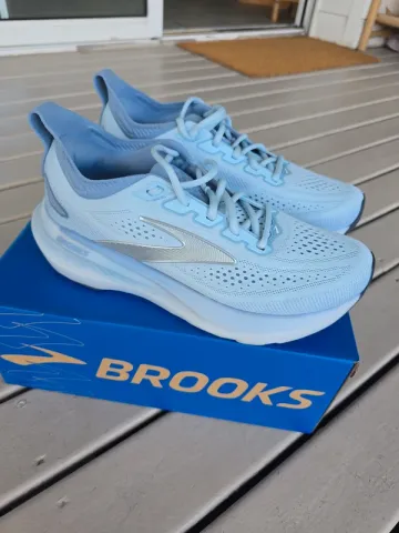 Used Brooks Glycerin 23 bike — image 1 of 7