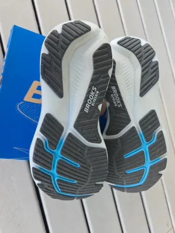 Used Brooks Glycerin 23 bike — image 4 of 7