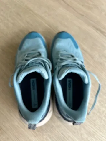 Used Hoka Challenger 7 Gore-Tex bike — image 8 of 8