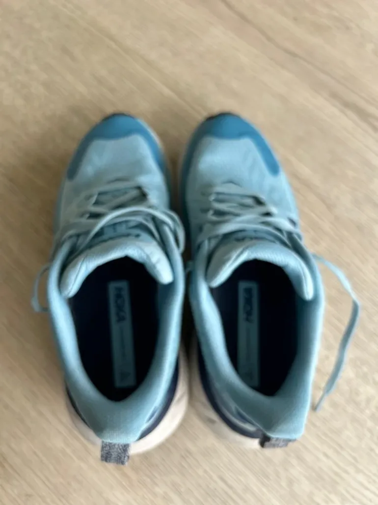 Used Hoka Challenger 7 Gore-Tex bike — image 8 of 8