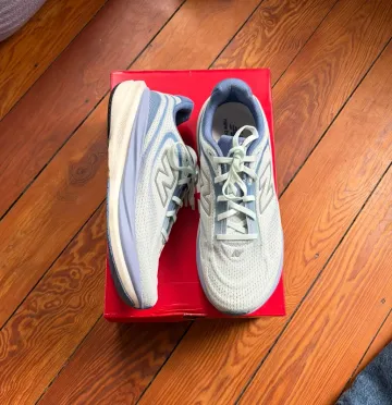 New Balance Fresh Foam 1080 v15 bike d'occasion — image 1 sur 10