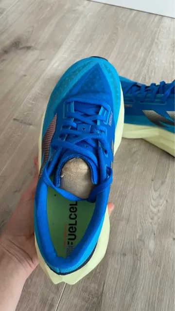 New Balance FuelCell Rebel v4 bike d'occasion — image 9 sur 13