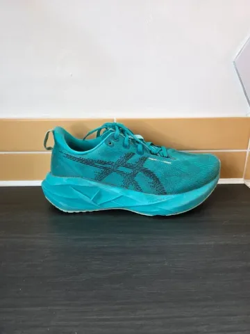 Used Asics Novablast 5 bike — image 7 of 13