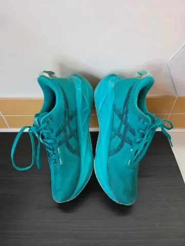 Used Asics Novablast 5 bike — image 4 of 13