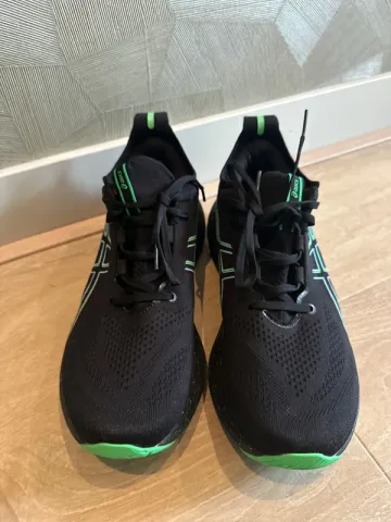 Used Asics Gel-Nimbus 26 bike — image 5 of 7