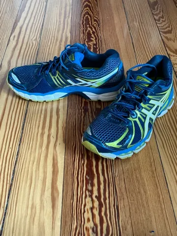Gebrauchtes Asics Nimbus Gel 15 bike — Bild 1 von 4
