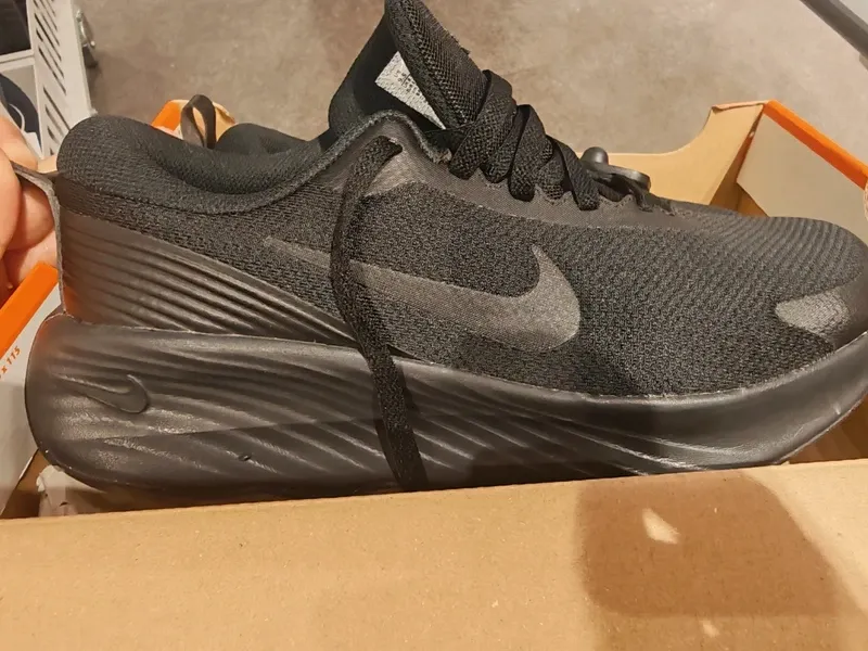 Used Nike Promina Running Shoes