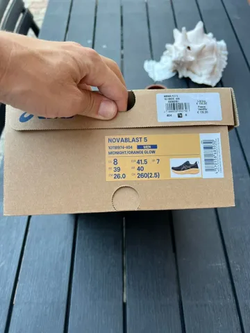 Used Asics Novablast 5 bike — image 6 of 6