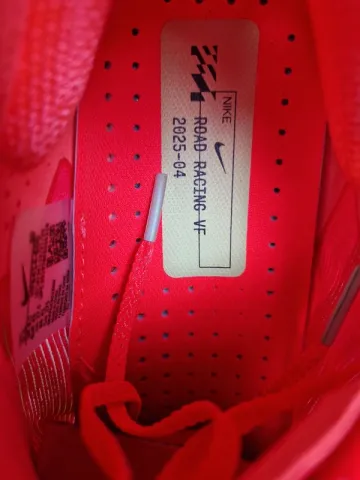 Used Verde Nike ZoomX Vaporfly NEXT% 4 bike — image 2 of 7