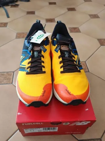 Brugt New Balance Summit V3 bike — billede 1 af 6