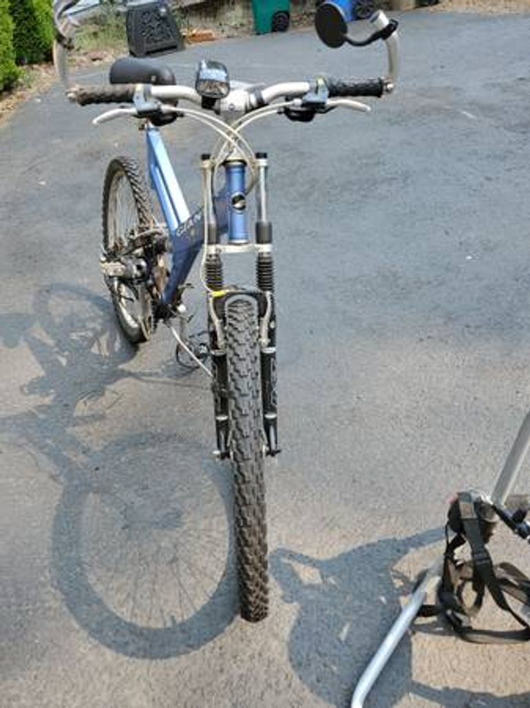 Used Giant Warp DS2 2000 bike — image 5 of 7