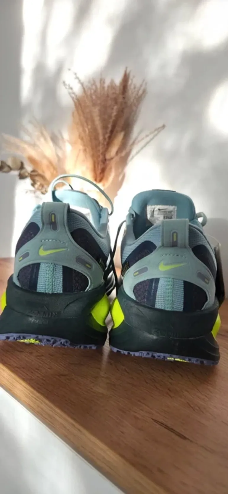 Used Nike Vomero 18 Gore-Tex bike — image 7 of 13