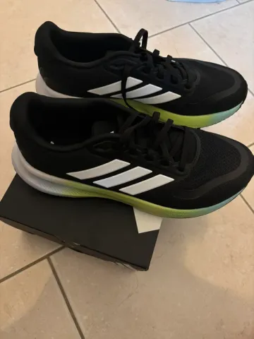 Adidas Runfalcon 5 bike usato — immagine 1 di 9