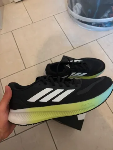 Adidas Runfalcon 5 bike usato — immagine 2 di 9