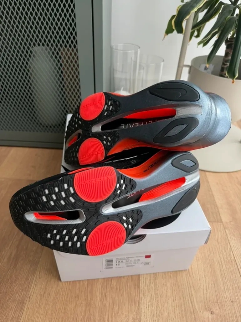 Used Nike Alphafly Next% 3 bike — image 7 of 11