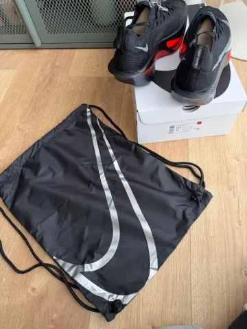 Used Nike Alphafly Next% 3 bike — image 9 of 11