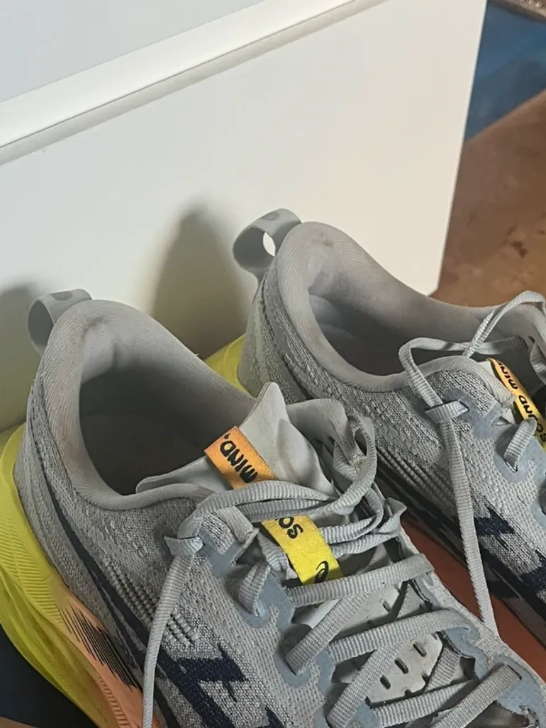 Used Asics Superblast 2 Paris bike — image 2 of 7