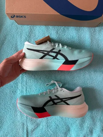 Used Asics Metaspeed Sky bike — image 5 of 11