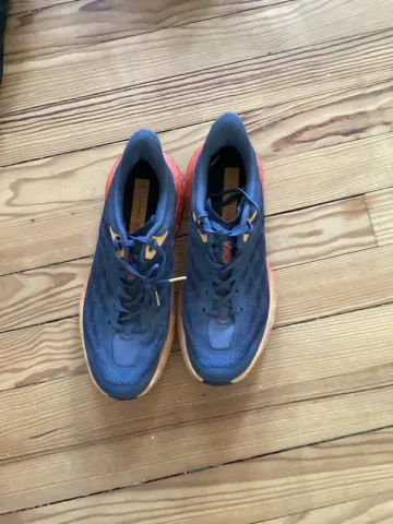 Used Hoka Speedgoat bike — image 2 of 4