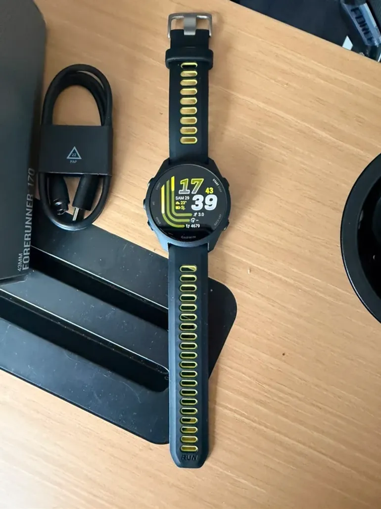 Tweedehands Garmin Forerunner 170 bike — afbeelding 2 van 3