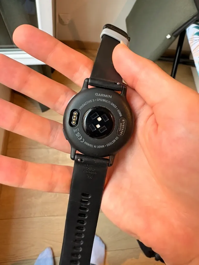 Used Garmin Vivoactive 5 bike — image 5 of 9
