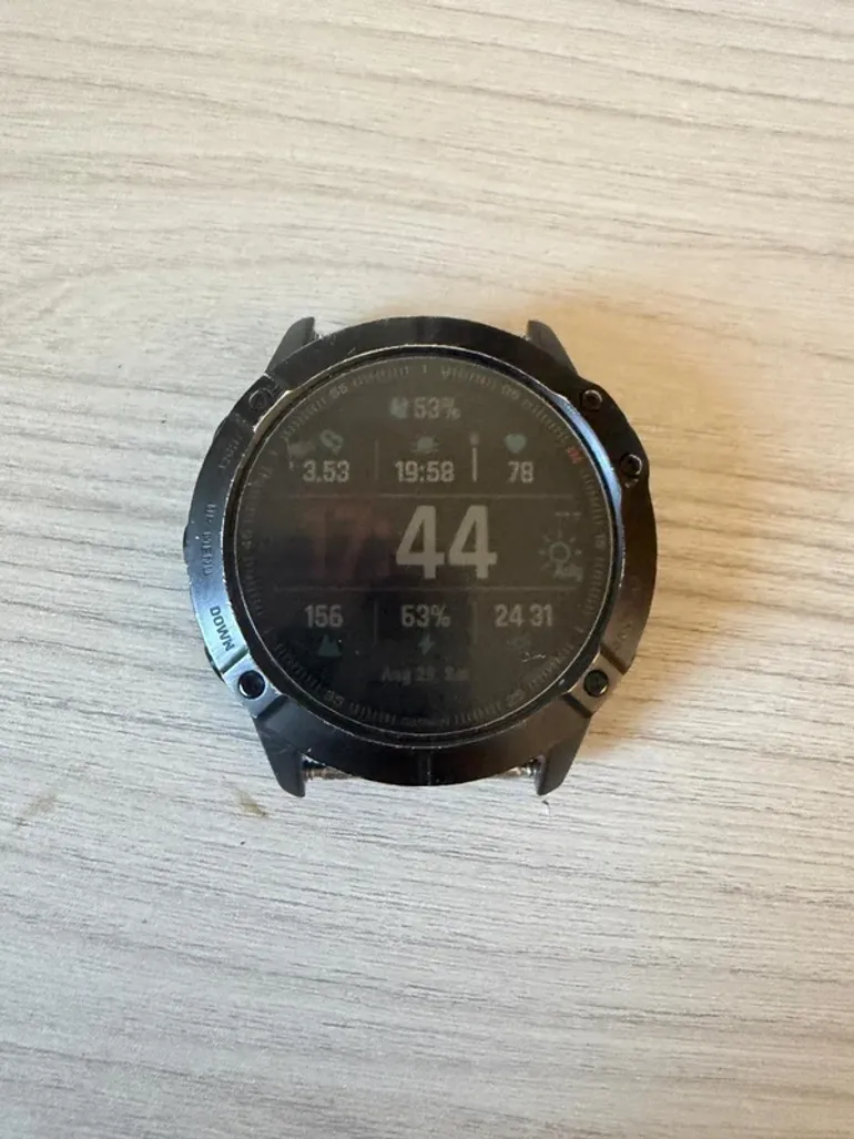 Used Garmin Fenix 6X Pro bike — image 4 of 4