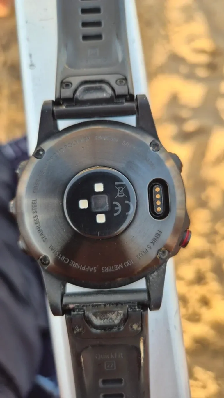 Tweedehands Garmin Fénis 5 plus Sapphire bike — afbeelding 2 van 5