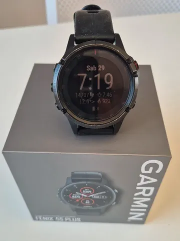 Tweedehands Garmin Fénis 5 plus Sapphire bike — afbeelding 1 van 5