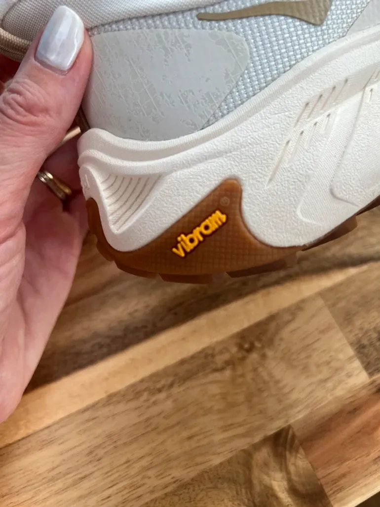 Used Hoka Transport bike — image 3 of 10