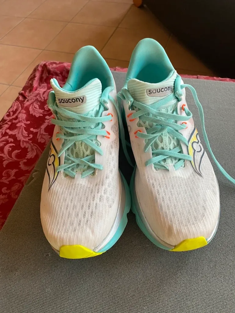 Used Saucony Kinvara 16 bike — image 2 of 8