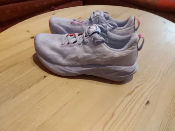 Used Asics Novablast 5 Tokyo bike — image 1 of 10