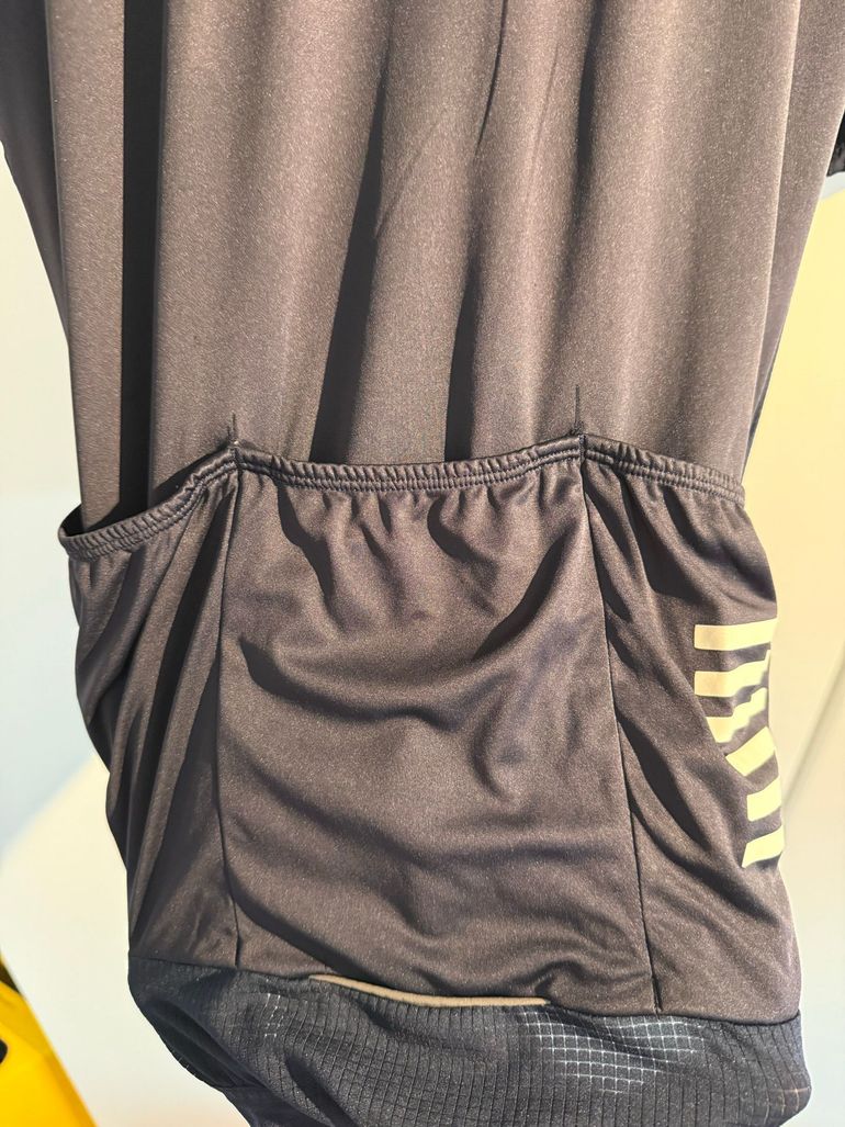 Gebrauchtes Rapha Pro Team Flyweight Jersey 2020 bike — Bild 4 von 6