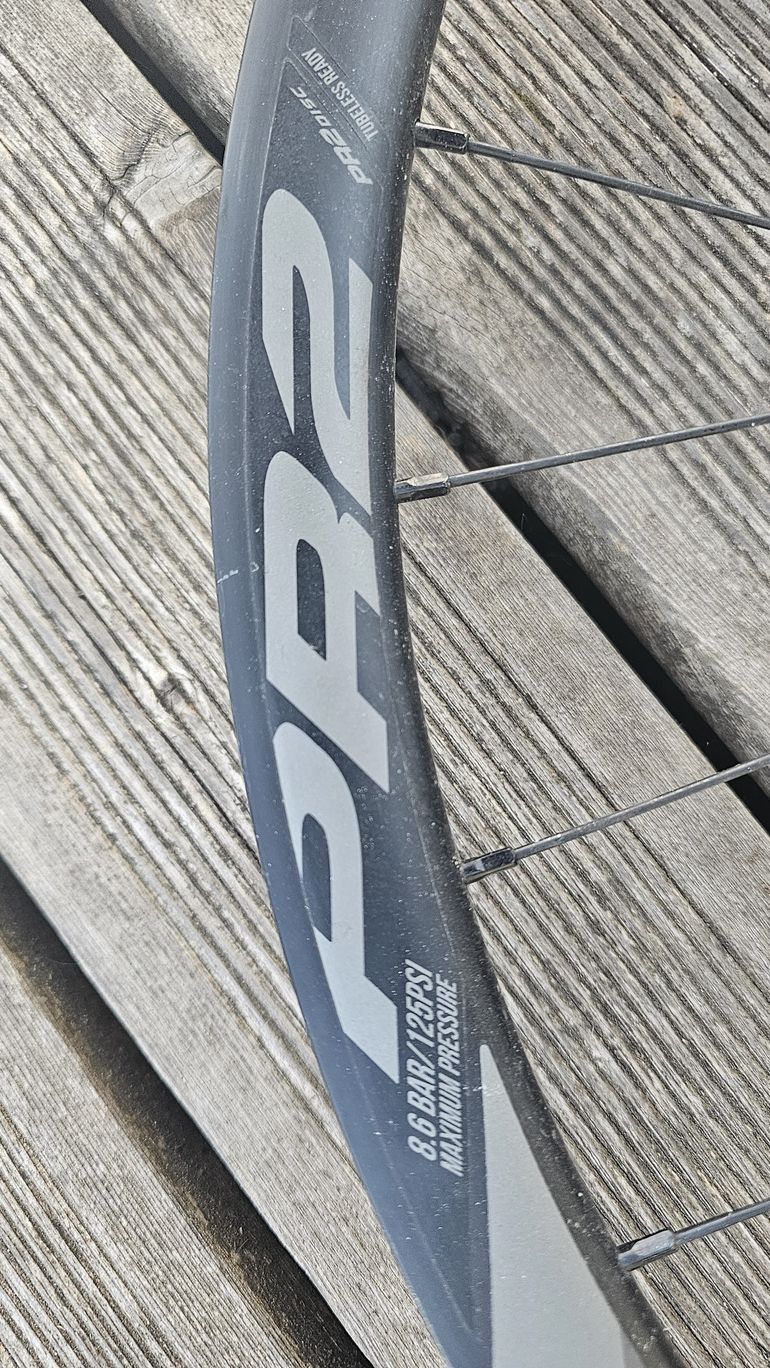 Giant PR2 Wheelset 2020 bike d'occasion — image 2 sur 4