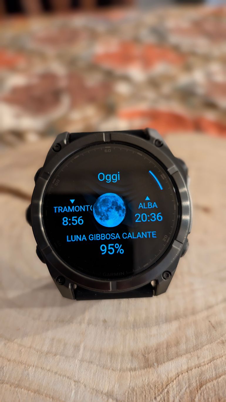 Used Garmin Fenix 8 AMOLED bike — image 9 of 13
