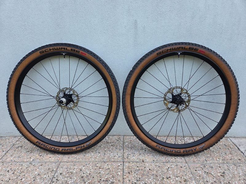 Used Alchemist mh27 Wheels