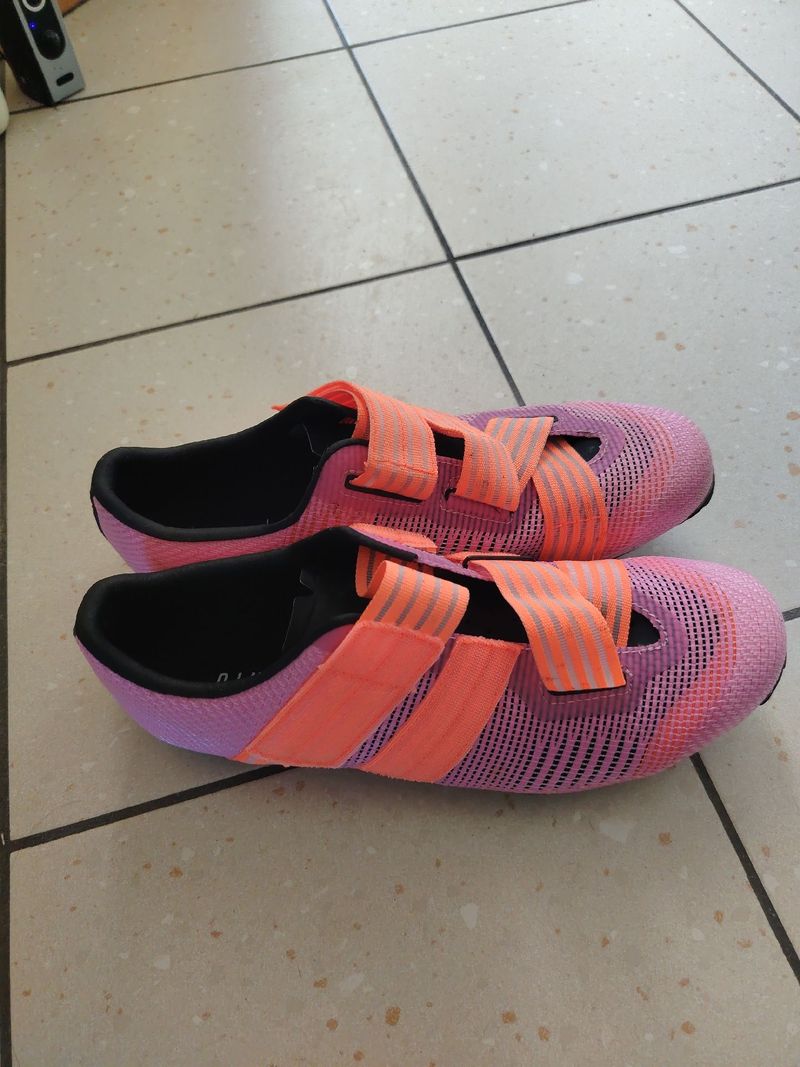 Použité Fizik Vento Powerstrap Aeroweave 2025 Cycling Shoes