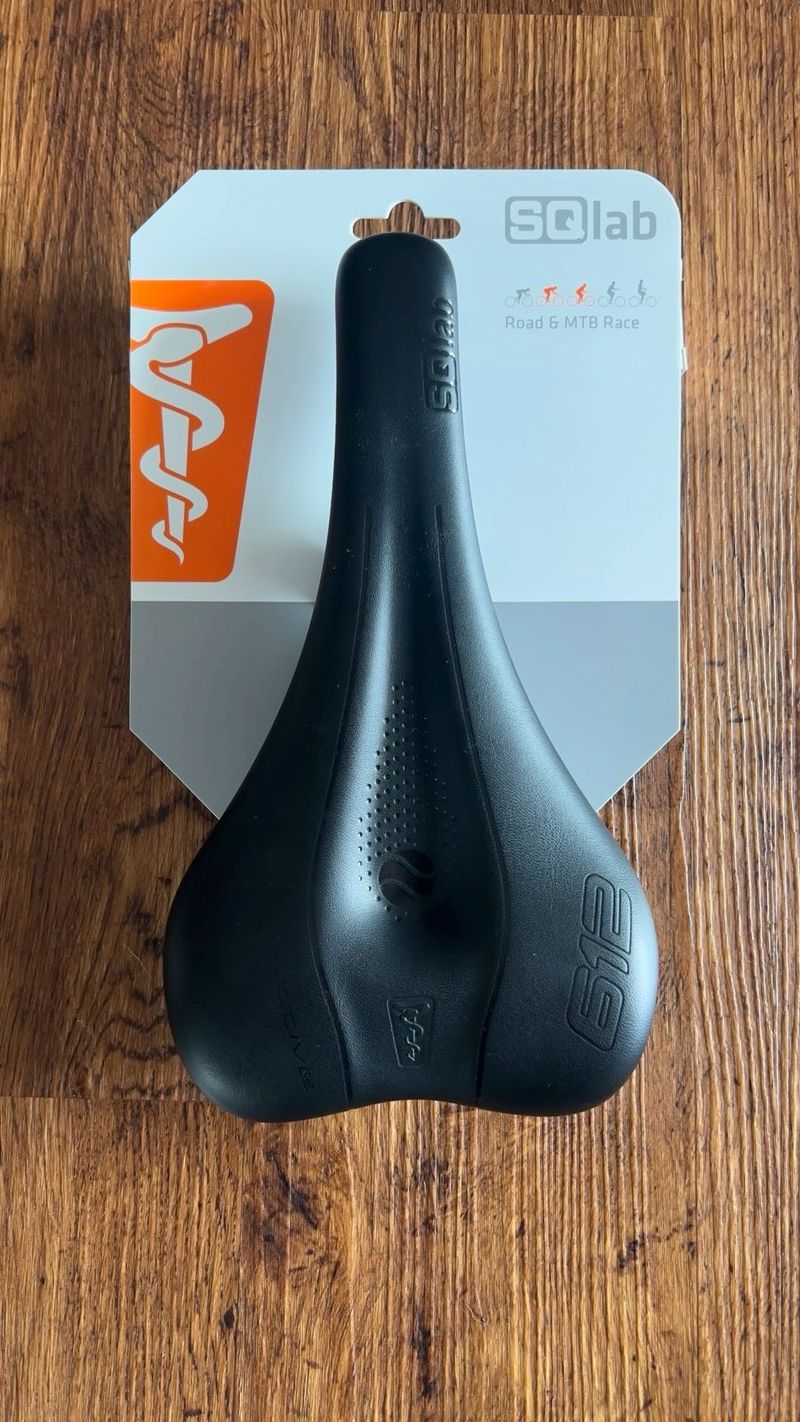 Used Sq Lab 612 Ergowave Active 2.1 Saddles & Seatposts