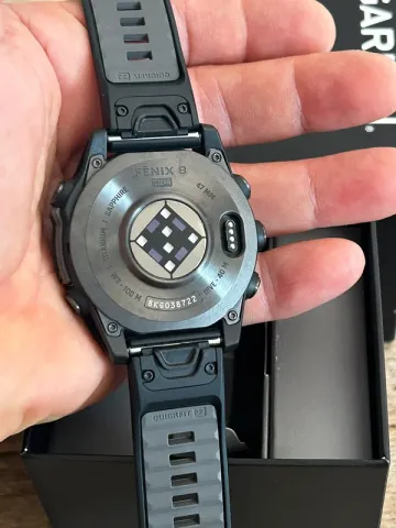Garmin Fenix 8 Solar Sapphire 47mm bike d'occasion — image 7 sur 9