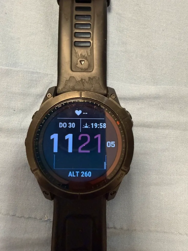Used Garmin Fenix 7X Sapphire Solar bike — image 6 of 9